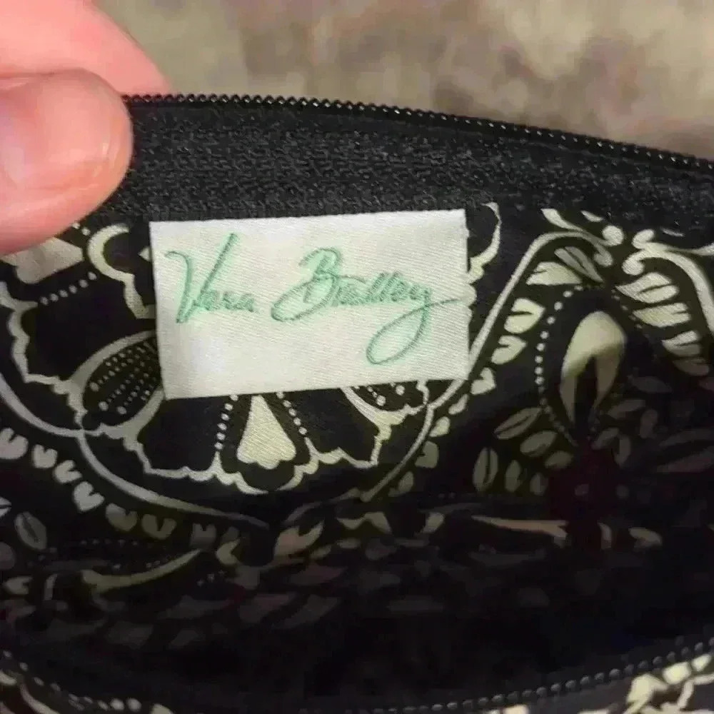 Vera Bradley Barcelona Pattern Maggie Small Shoulder Bag - Picture 5 of 7